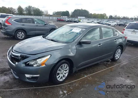 2015 Nissan Altima 2.5 S из США, поврежденный, VIN 1N4AL3AP2FN350109